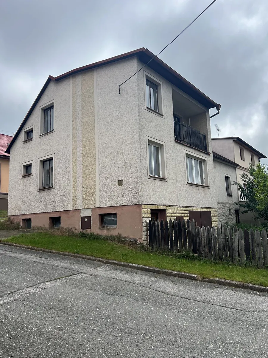 Prodej rodinného domu 200 m², pozemek 314 m²